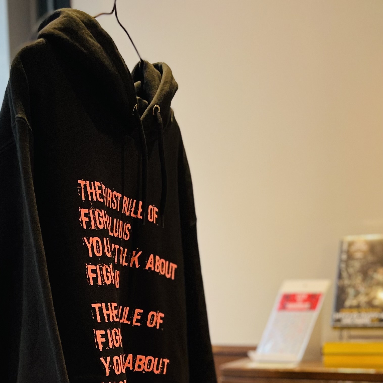 語るな、着るな。『ファイト・クラブ』の世界をスタイルに　「パーカー チャック・パラニューク ドント・トーク・アバウト・ファイト・クラブ」